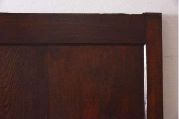和製アンティーク　美品!　総栗材　個性的な金具の意匠が目を惹く蔵戸(建具、引き戸、玄関戸)
