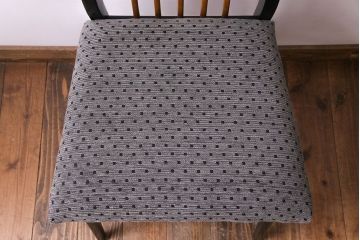 ヴィンテージ家具　イギリスビンテージ　シンプルな中に個性が光るチェア(ダイニングチェア、イス、椅子)(R-030152)(1)