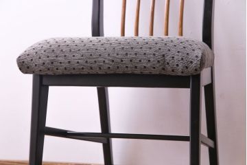 ヴィンテージ家具　イギリスビンテージ　シンプルな中に個性が光るチェア(ダイニングチェア、イス、椅子)(R-030152)(1)