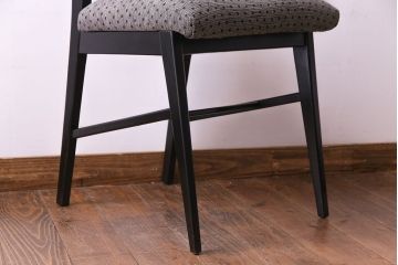ヴィンテージ家具　イギリスビンテージ　シンプルな中に個性が光るチェア(ダイニングチェア、イス、椅子)(R-030152)(1)
