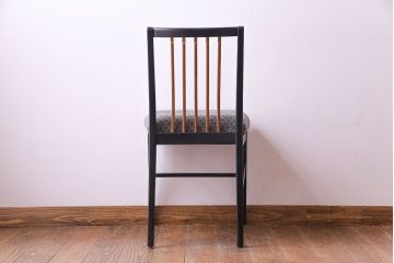 ヴィンテージ家具　イギリスビンテージ　シンプルな中に個性が光るチェア(ダイニングチェア、イス、椅子)(R-030152)(1)