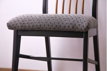 ヴィンテージ家具　イギリスビンテージ　シンプルな中に個性が光るチェア(ダイニングチェア、イス、椅子)(R-03153)(2)