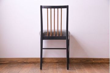ヴィンテージ家具　イギリスビンテージ　シンプルな中に個性が光るチェア(ダイニングチェア、イス、椅子)(R-03153)(2)