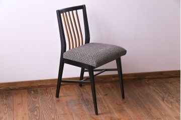 ヴィンテージ家具　イギリスビンテージ　シンプルな中に個性が光るチェア(ダイニングチェア、イス、椅子)(R-030155)