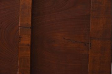 和製アンティーク　ヒノキ・ケヤキ材　菱形の鋲が粋な金網格子蔵戸(引き戸、建具、玄関戸)