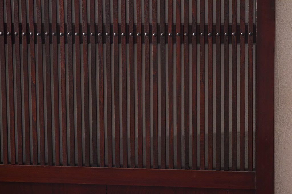 和製アンティーク　総ケヤキ材!　ガラス入り　杢目が味わい深い格子蔵戸(引き戸、建具)