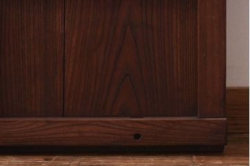 和製アンティーク　総ケヤキ材!　ガラス入り　杢目が味わい深い格子蔵戸(引き戸、建具)