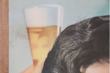 アンティーク雑貨　昭和30年代当時物　「ニッポンビール」　昭和レトロなポスター(広告、ディスプレイ)(1)