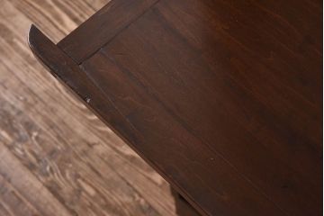 レトロ家具　昭和レトロ　ダイヤガラス　懐かしい雰囲気が漂う作業台付きのカップボード(食器棚、キッチンボード、収納  棚)