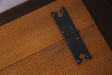 アンティーク雑貨　ビンテージ　直線的なデザインのシンプルなソーイングボックス(裁縫箱、小物入れ)