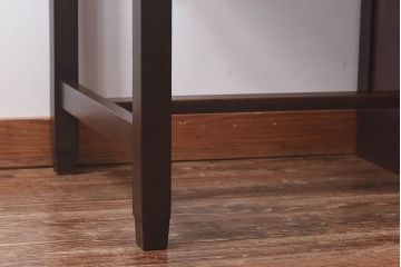 レトロ家具　昭和レトロ　栓材　古い木の質感が味わい深い小振りな片袖机(ワークデスク、在宅ワーク、在宅用、学習机)
