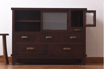 昭和レトロ　前面ケヤキ材　ラフジュオリジナルガラス　花模様のカットガラスが可愛らしいリメイク戸棚(ローボード、テレビボード、収納棚)