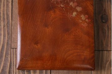 アンティーク雑貨　昭和中期　クスノキ材　『違い鷹の羽』紋　品のある蒔絵が施された収納箱