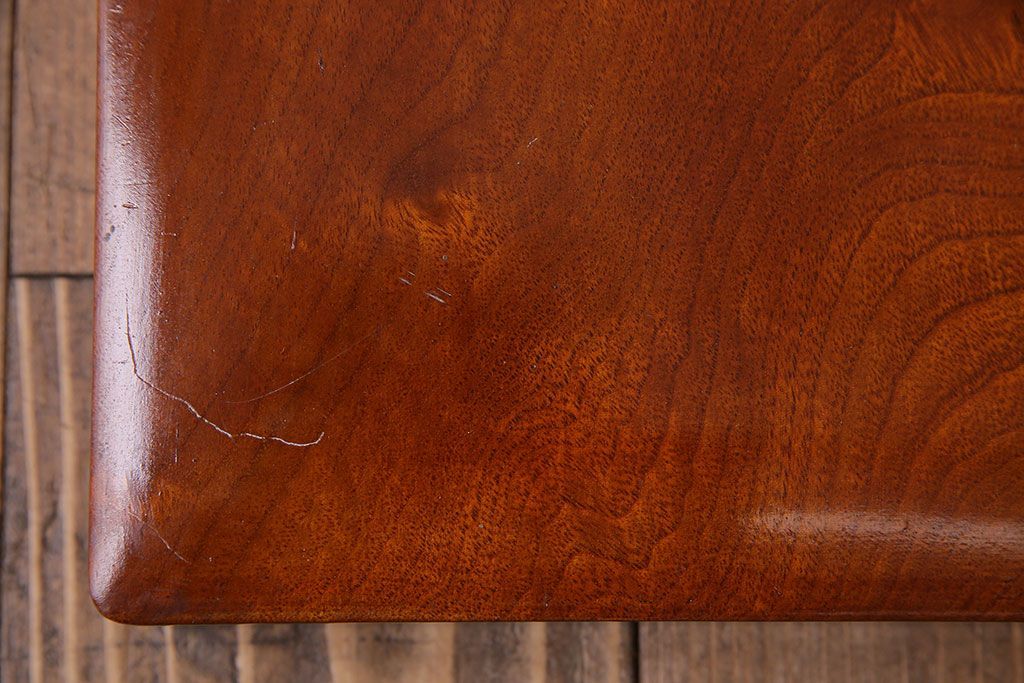 アンティーク雑貨　昭和中期　クスノキ材　『違い鷹の羽』紋　品のある蒔絵が施された収納箱