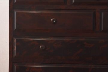 中古　北海道民芸家具　美しい杢目が目をひく落ち着いた雰囲気のチェスト(引き出し、箪笥)