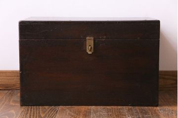 アンティーク雑貨　昭和レトロ　たっぷり収納できる蓋付き木箱(収納箱、薬箱、ツールボックス)