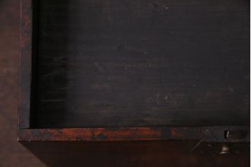 アンティーク雑貨　和製アンティーク　ケヤキ材　古い質感の金具が目を惹く硯箱(小引き出し、小物入れ、木箱)