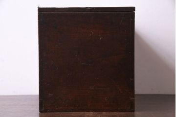 アンティーク雑貨　和製アンティーク　ケヤキ材　古い質感の金具が目を惹く硯箱(小引き出し、小物入れ、木箱)