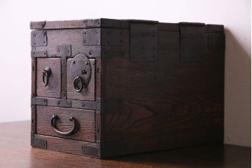 アンティーク雑貨　和製アンティーク　栓材　古さを感じさせる木の風合いが魅力的な硯箱(小引き出し、小物入れ、木箱)