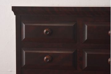 中古　北海道民芸家具　小物収納に使いやすいスリムなチェスト(引き出し、タンス)(定価約27万円)(1)