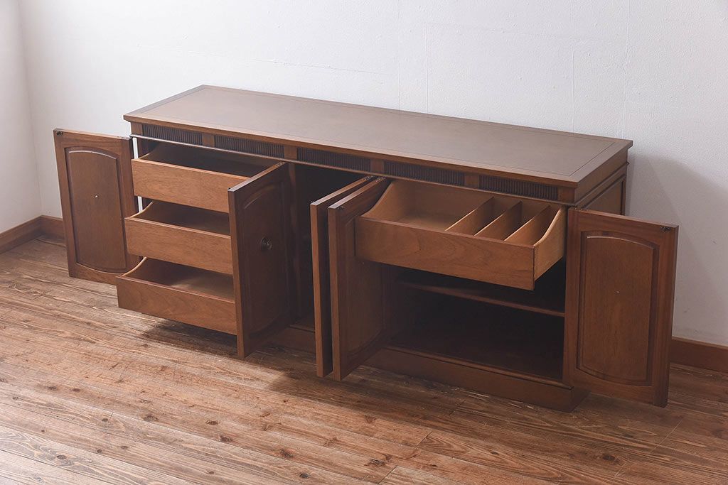 中古　DREXEL HERITAGE(ドレクセルヘリテイジ)　Triune(トライユン)　クリデンザ キャビネット(クレデンザ、サイドボード、リビングボード)(定価約66万円)(1)