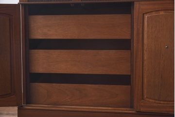 中古　DREXEL HERITAGE(ドレクセルヘリテイジ)　Triune(トライユン)　クリデンザ キャビネット(クレデンザ、サイドボード、リビングボード)(定価約66万円)(1)