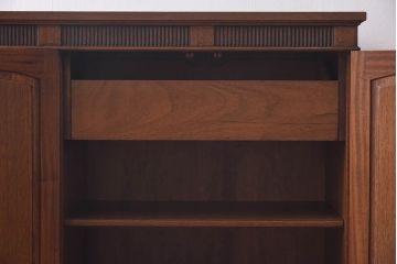 中古　DREXEL HERITAGE(ドレクセルヘリテイジ)　Triune(トライユン)　クリデンザ キャビネット(クレデンザ、サイドボード、リビングボード)(定価約66万円)(1)