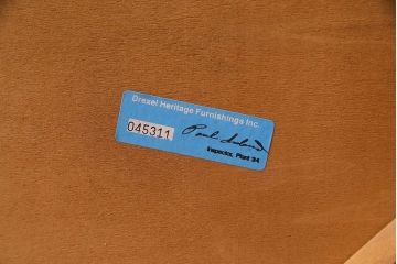 中古　DREXEL HERITAGE(ドレクセルヘリテイジ)　old continent(オールドコンチネント)　センターテーブル(カクテルテーブル)(定価約38万円)