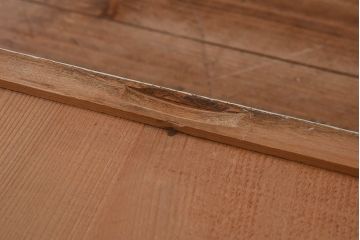 レトロ家具　昭和レトロ　引き出せる作業台付き　柔らかな雰囲気漂うアンティークペイントの食器棚(カップボード、収納棚)