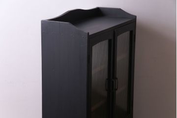 ペイント家具　レトロシックなモールガラス入りブックケース(本箱、キャビネット、収納棚、戸棚)