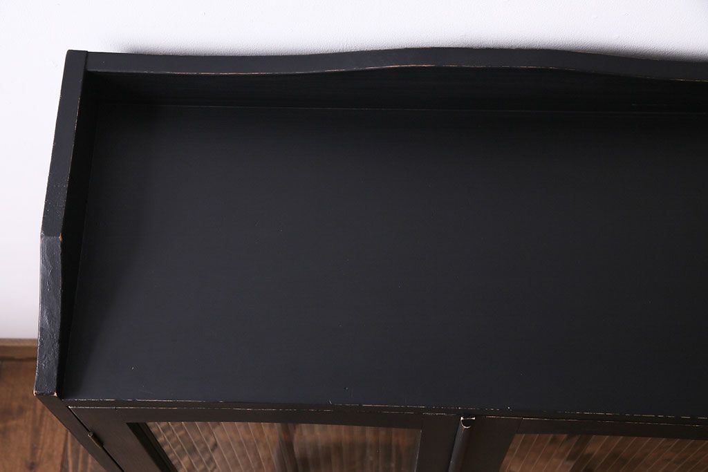 ペイント家具　レトロシックなモールガラス入りブックケース(本箱、キャビネット、収納棚、戸棚)