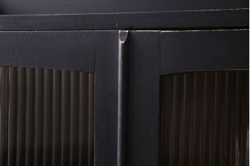 ペイント家具　レトロシックなモールガラス入りブックケース(本箱、キャビネット、収納棚、戸棚)