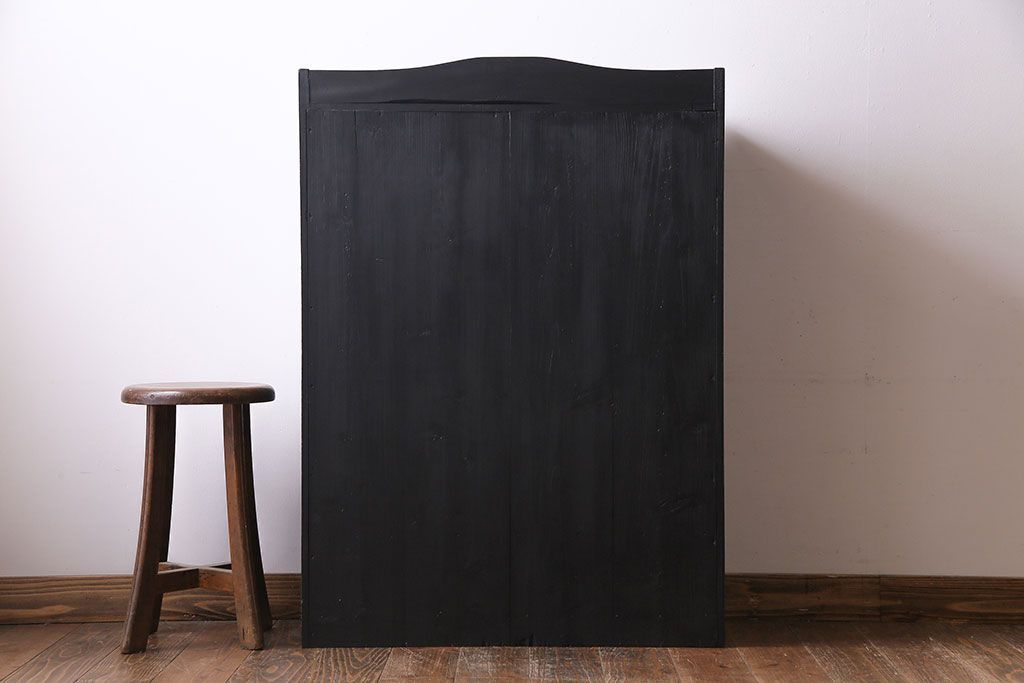 ペイント家具　レトロシックなモールガラス入りブックケース(本箱、キャビネット、収納棚、戸棚)