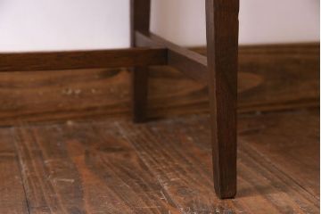 アンティーク雑貨　大正ロマン　ナラ材　透かし彫りが繊細な雰囲気を醸し出す花台(飾り台、サイドテーブル)