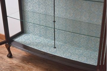 【I様ご成約品】ビンテージ　猫脚付き　上品な雰囲気漂うガラスケース(飾り棚、陳列棚、ショーケース)