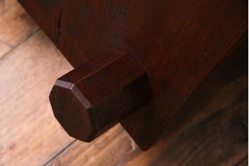 アンティーク雑貨　和製アンティーク　極厚!はっきりとした木目が印象的な総ケヤキ材の将棋盤(飾り台)