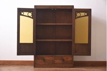 アンティーク家具　大正ロマン　当時物色ガラス　モダンな扉のデザインが目を惹く本箱(収納棚、キャビネット)