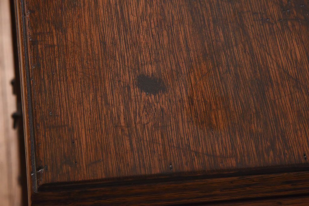 アンティーク家具　大正ロマン　当時物色ガラス　モダンな扉のデザインが目を惹く本箱(収納棚、キャビネット)