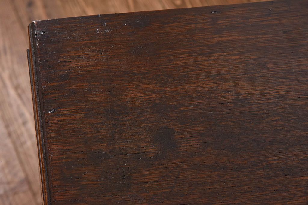 アンティーク家具　大正ロマン　当時物色ガラス　モダンな扉のデザインが目を惹く本箱(収納棚、キャビネット)