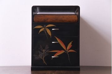アンティーク雑貨　和製アンティーク　前面漆塗り・蒔絵　総桐材　文箱付きの高級小引き出し(小物収納)