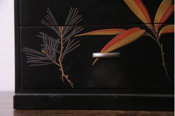アンティーク雑貨　和製アンティーク　前面漆塗り・蒔絵　総桐材　文箱付きの高級小引き出し(小物収納)