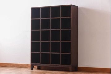 レトロ家具　昭和レトロ　5×4マス　正方形のマス目がすっきりとした印象の収納棚(陳列棚、飾り棚、オープンラック)(1)