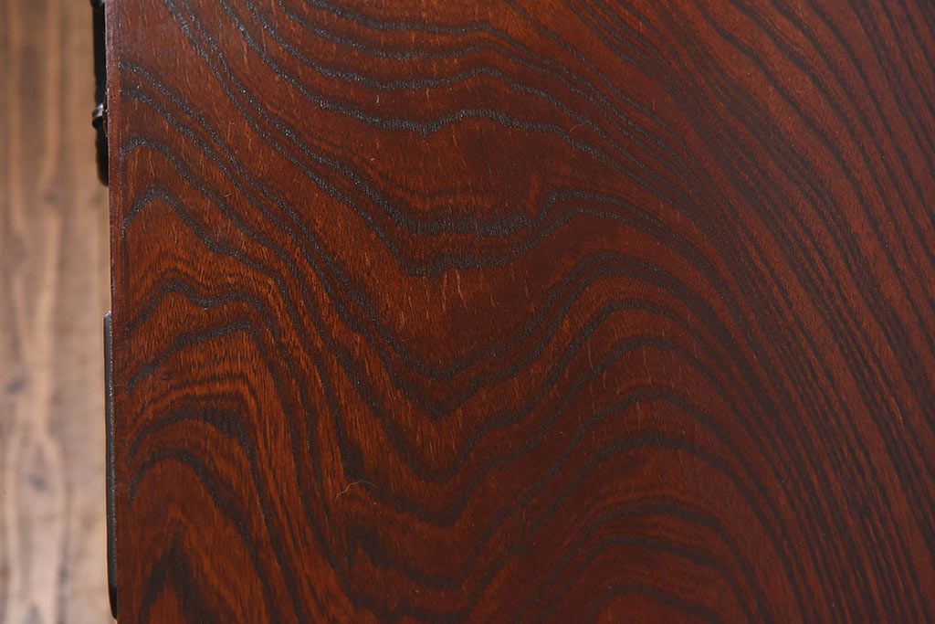 【S様ご決済用】中古美品　伝統民芸家具　岩谷堂箪笥　南部鉄器の繊細な意匠が目を引くチェスト(衣装箪笥、引き出し)(定価約42万円)