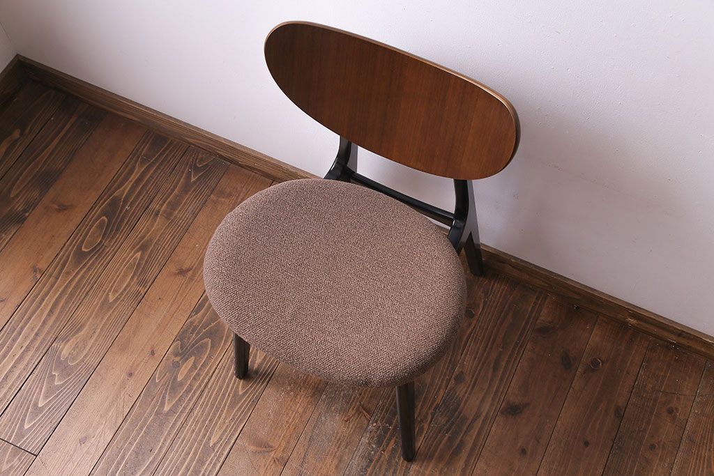 ヴィンテージ家具　G-PLAN　北欧ビンテージ　BB(Black&Brass)シリーズ　バタフライチェア(ダイニングチェア)(2)