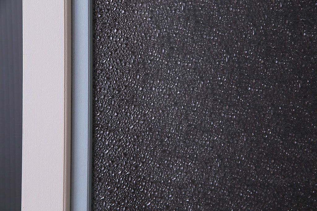 ペイント家具　水色のアクセントが爽やかなダイヤガラス入りのドア(扉、建具)