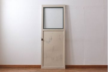 ペイント家具　昭和レトロな雰囲気溢れる当時物ガラス入りのドア(扉、建具)
