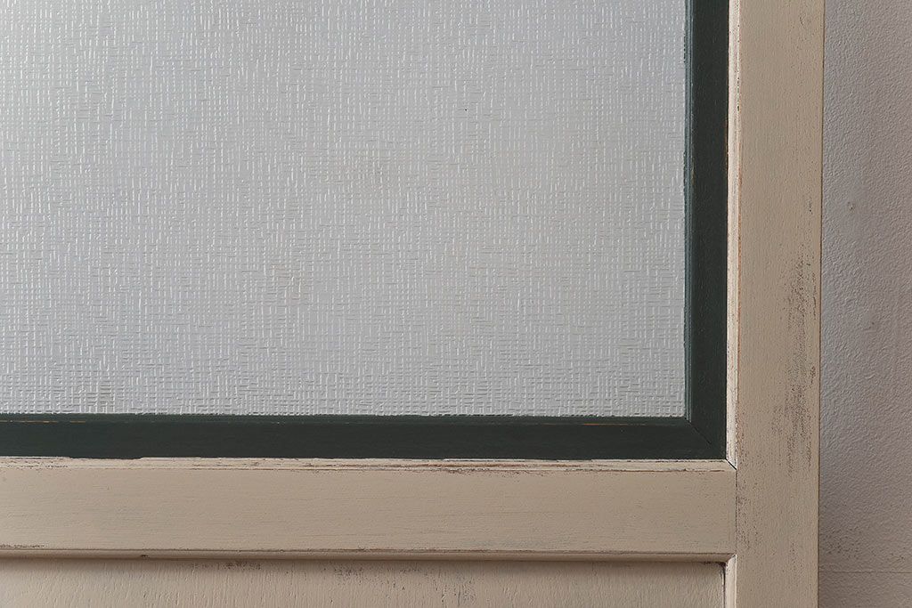 ペイント家具　昭和レトロな雰囲気溢れる当時物ガラス入りのドア(扉、建具)