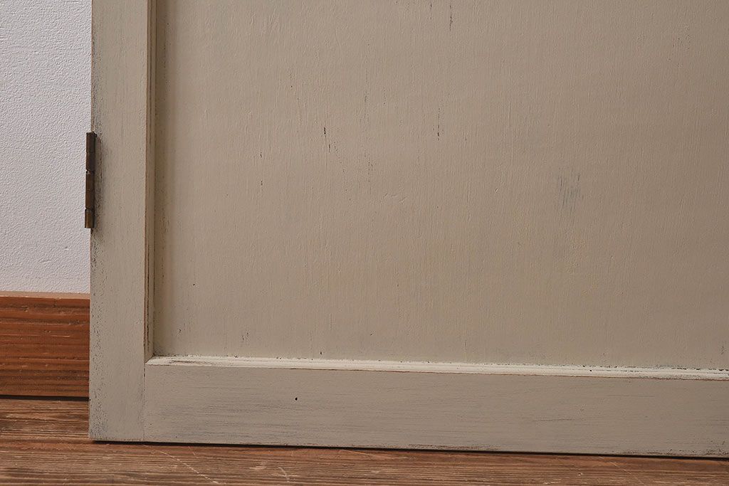 ペイント家具　昭和レトロな雰囲気溢れる当時物ガラス入りのドア(扉、建具)