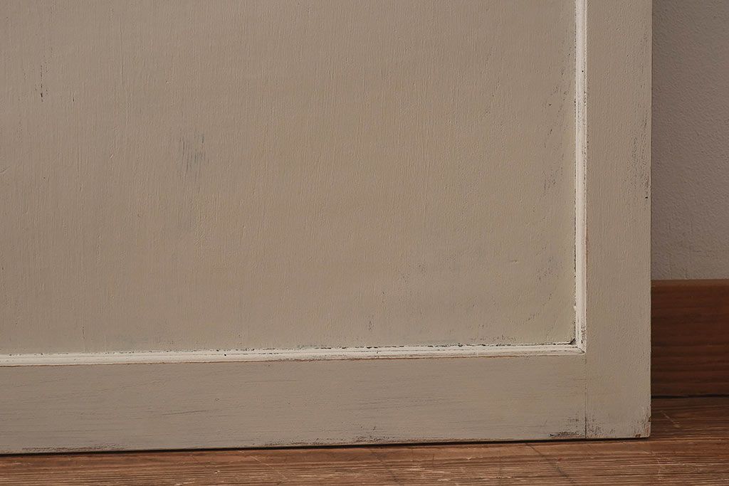 ペイント家具　昭和レトロな雰囲気溢れる当時物ガラス入りのドア(扉、建具)