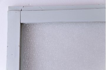 ペイント建具　シャビーな雰囲気が魅力的なダイヤガラス入りの引き戸1枚(ガラス戸、仕切り戸)